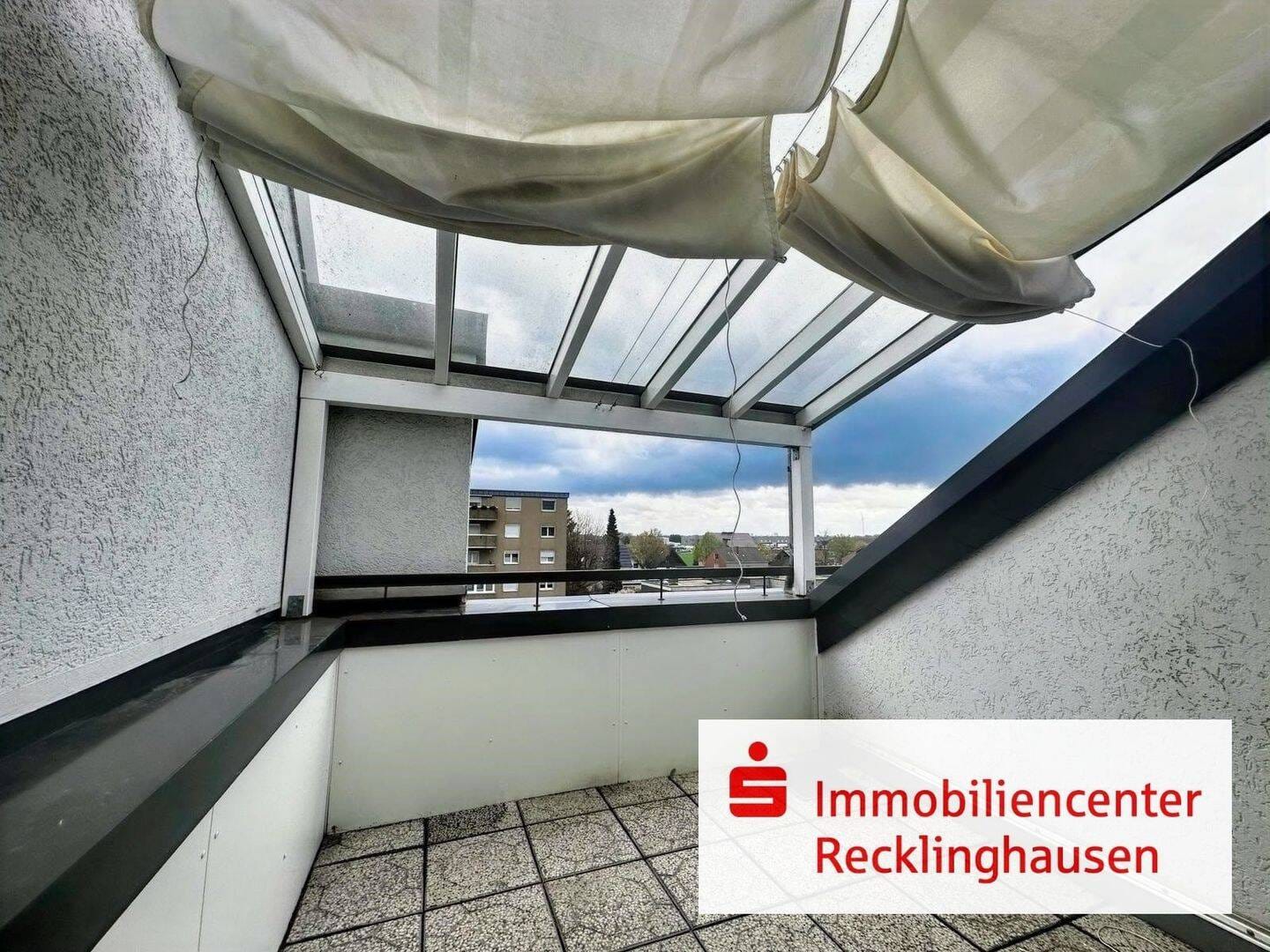 Immobilie in Oer-Erkenschwick - Großzügige Maisonettewohnung in zentraler Lage - Bild 0