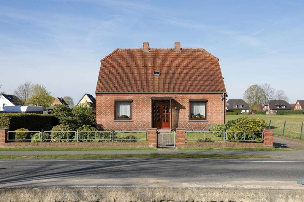 Immobilie in Weyhe - Aus alt mach Neu
- Einfamilienhaus mit Potenzial und großem Garten - Bild 1