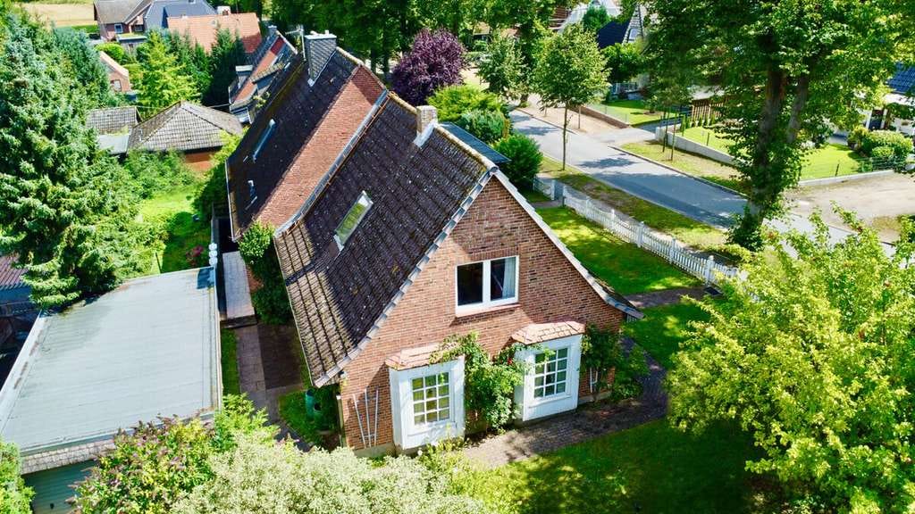 Immobilie in Ratekau - Liebhaberstück in Strandnähe - Haus in Häven mit Entwicklungspotenzial! - Bild 0