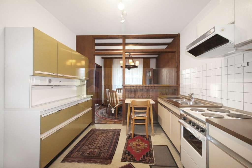 Immobilie in Bad Dürrheim - Familienfreundliches Einfamilienhaus mit Garten, Terrasse und Balkon in ruhiger Wohnlage zwischen Sa - Bild 2