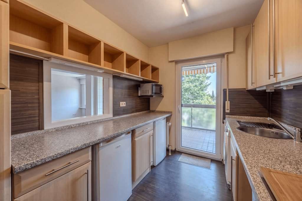 Immobilie in Bad Soden - Wohnen im Grünen: 4-Zimmer-Wohnung mit Loggia in Bad Soden - Bild 4