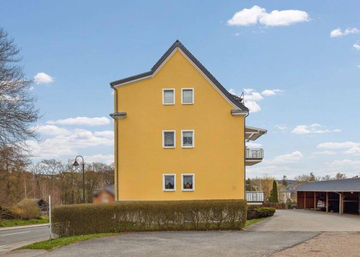 Immobilie in Hirschberg - Provisionsfrei! Gepflegte Maisonettewohnung mit Dachbalkon, Carport in traumhafter Lage - Bild 3