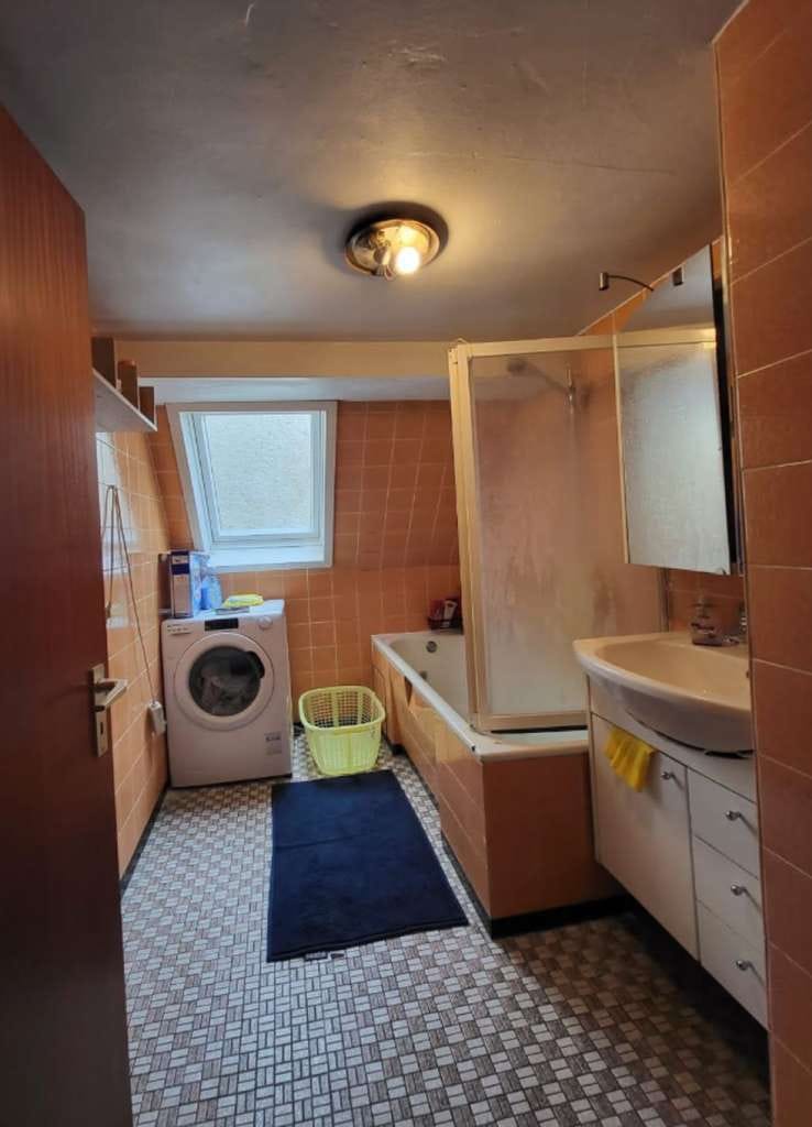 Immobilie in Herbrechtingen - Schönes Zweifamilienhaus in bester Lage zu einem guten Preis zum Eigennutz oder zum Vermieten - Bild 3