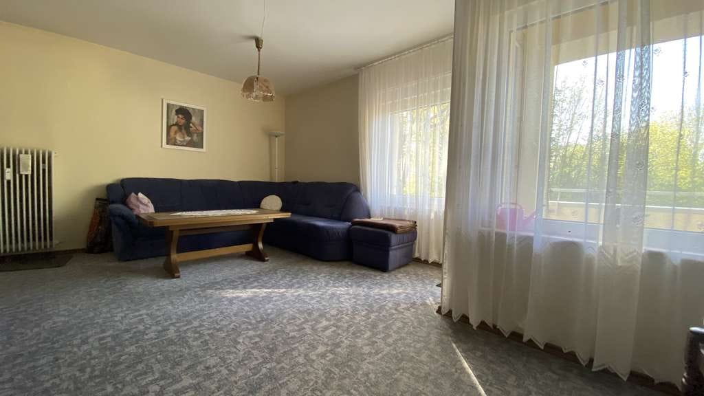 Immobilie in Neuburg an der Donau - Attraktive 4-Zimmer-Wohnung in gepflegter Wohnanlage - Bild 1