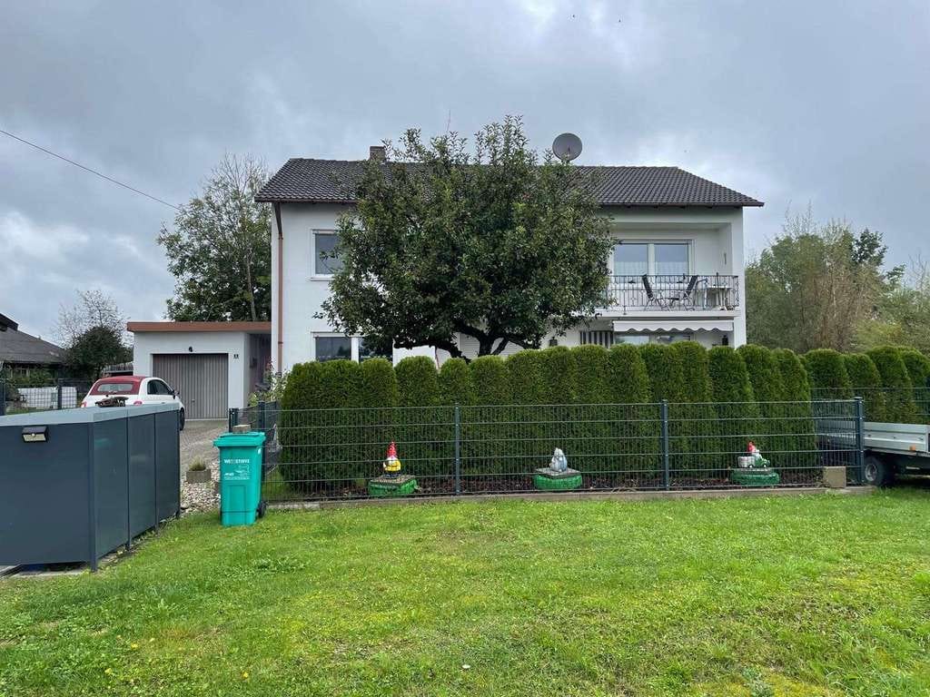 Immobilie in Mammendorf - Mammendorf, sonniges Zweifamilienhaus mit großem Grundstück - Bild 1