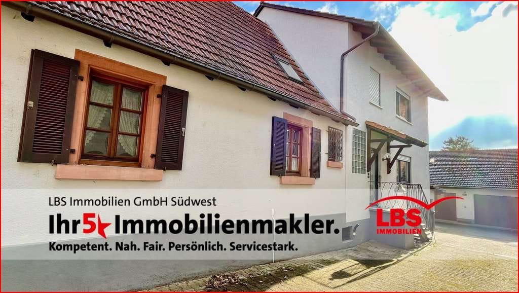 Immobilie in Minfeld - Ihr neues Zuhause
Freistehendes  EFH mit Carport, Doppelgarage und einem schönen, großen Garten - Bild 2