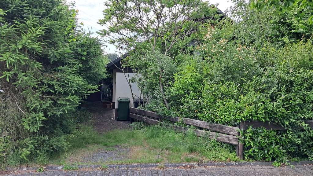 Immobilie in Hattert - Viel Platz für die Familie in diesem sanierungsbedürftigen Einfamilienhaus in Hattert - Bild 0
