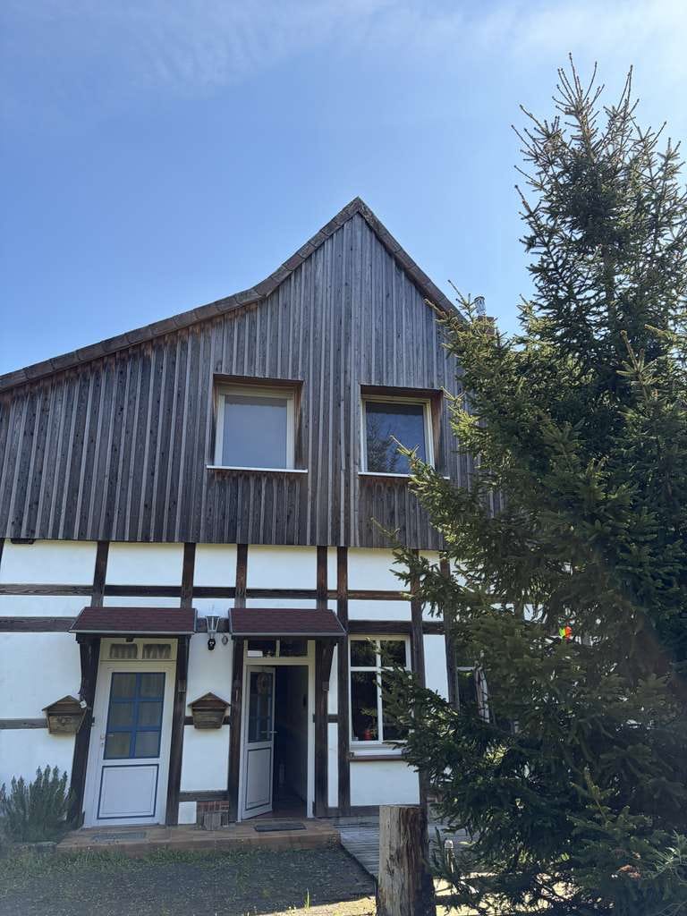 Immobilie in Hessisch Oldendorf - Von privat: Viel Raum für Träume – Großzügiges Wohnen mit historischem Charme in Zersen  - Bild 1