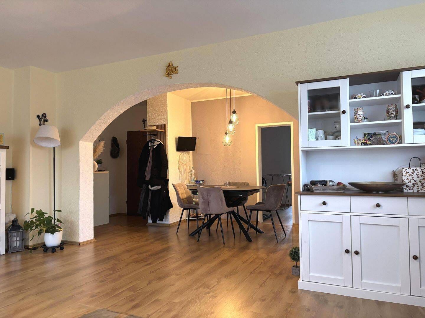 Immobilie in Birkenfeld - Großzügige Wohnung mit vier Zimmern und Garage! - Bild 1