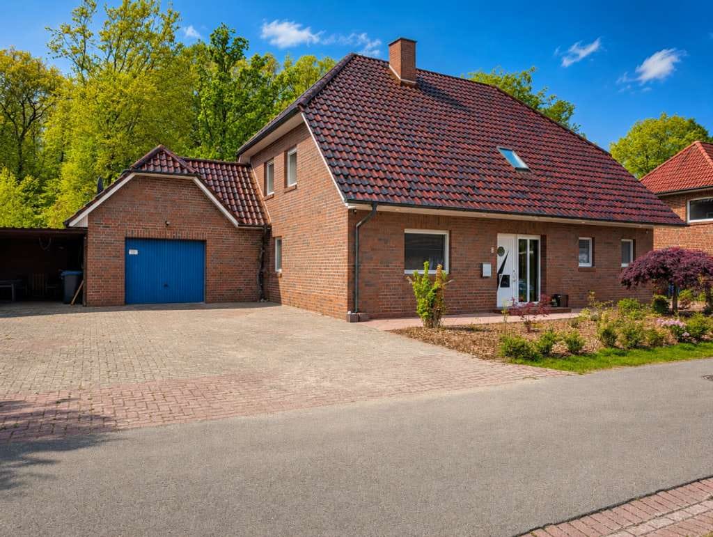 Immobilie in Lähden - Großzügiges Familienhaus am Waldrand - Bild 0