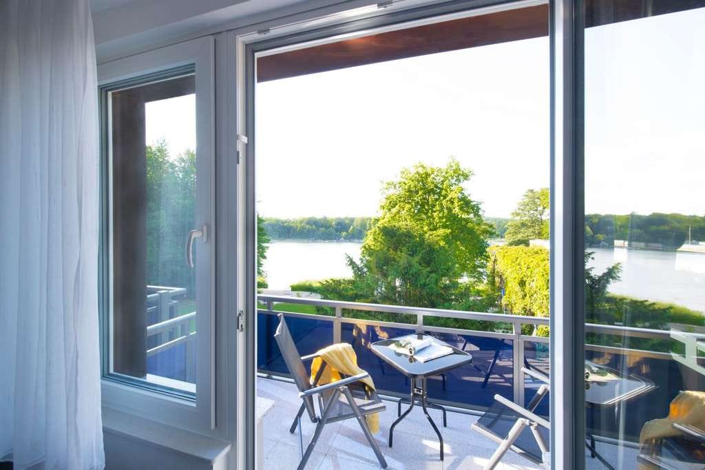 Immobilie in Lärz - Exklusives Wohnen am See: Stilvolles 2-Zimmer-Apartment mit direktem Seeblick - Bild 4