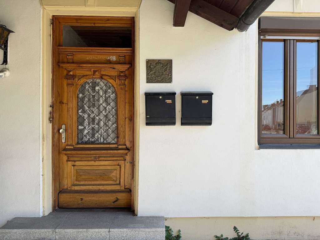 Immobilie in Altötting - Repräsentatives Ein- bis Zweifamilienhaus in zentraler Lage - Bild 2
