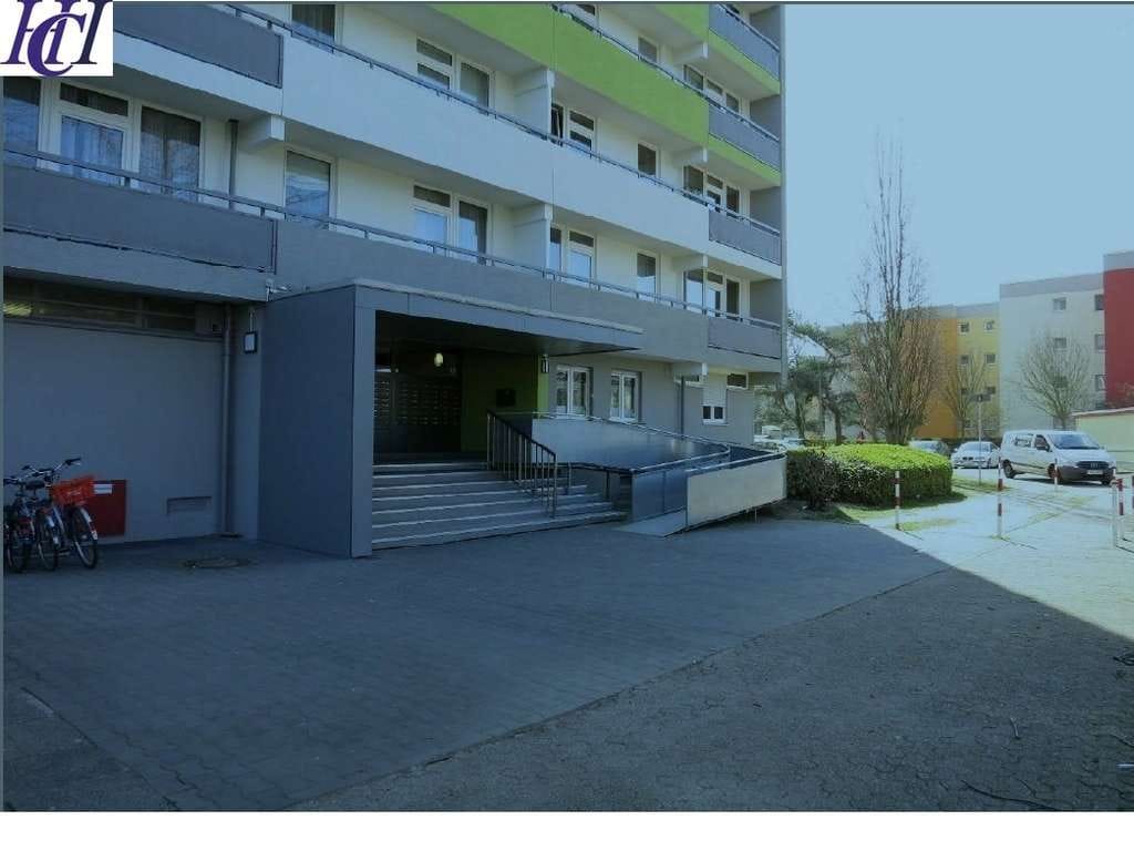 Immobilie in Hanau - Hanau - Praktisch geschnittene 3-Zimmerwohnung mit Loggia - Bild 1