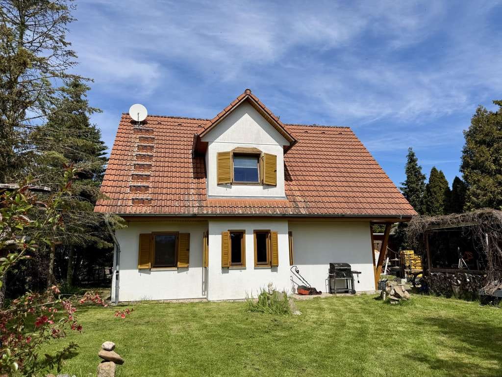 Immobilie in Thallwitz - Wohnen, ankommen, wohlfühlen – Haus mit Gartenidylle! - Bild 0