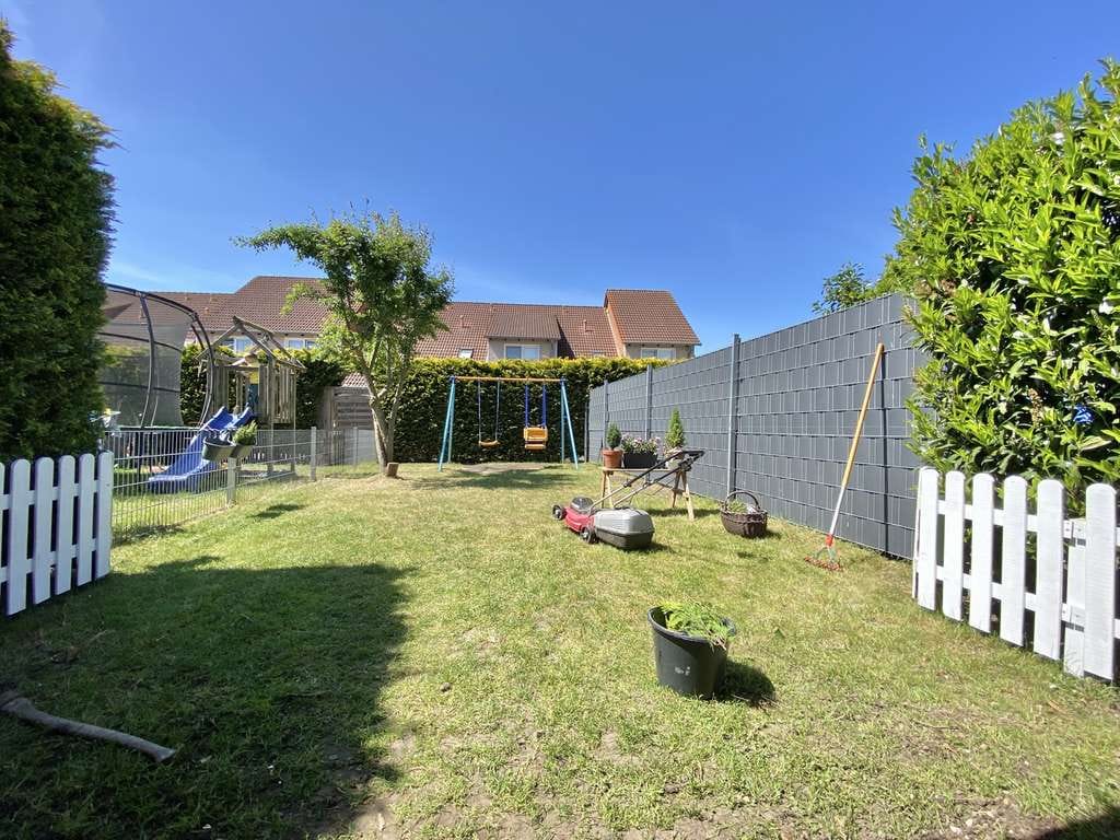 Immobilie in Espelkamp - Familienfreundliches Reihenhaus mit 5 SZ & Garten - nur für kinderreiche Familien mit WBS /Anleger - Bild 4
