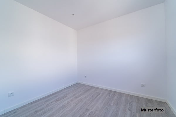 Immobilie in Neckarzimmern - Gut geschnittene 2-Zimmer-Wohnung mit Pkw-Stellplatz - Bild 0