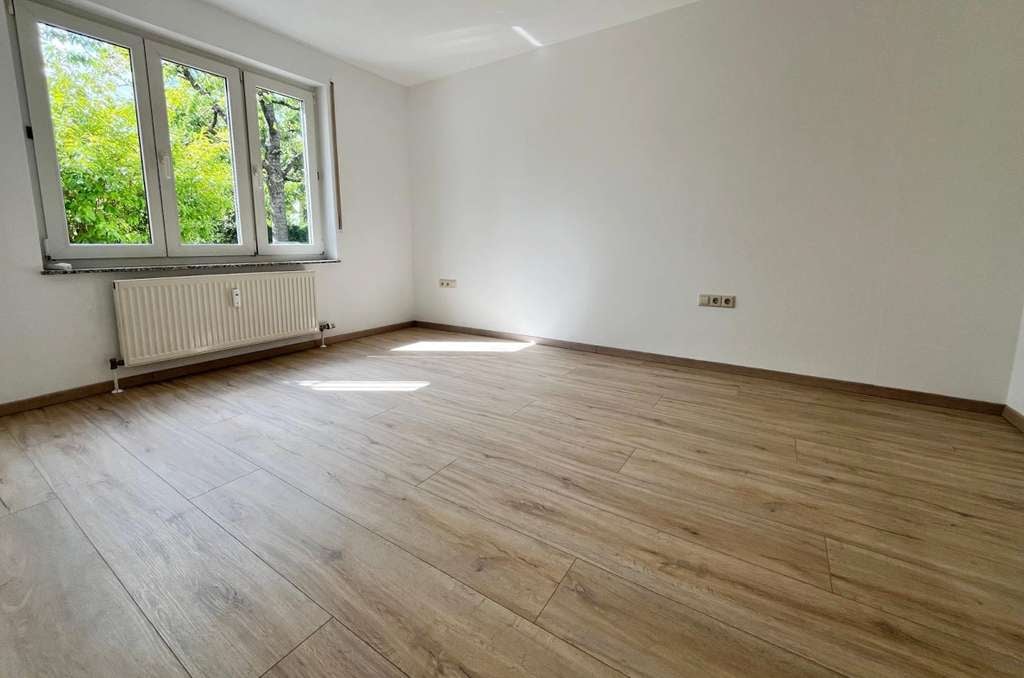 Immobilie in Rutesheim - 2 Zimmer- Wohntraum in Rutesheim im Erdgeschoss mit Terrasse, eigenem Garten und TG-Stellplatz - Bild 4