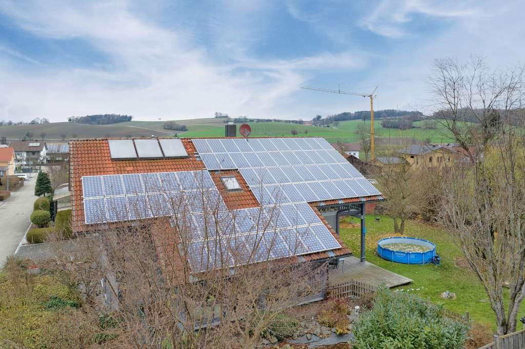 Immobilie in Haarbach - Hochwertiges Sonneitnerholzhaus - Einfamilienhaus mit Einliegerwohnung und großem Grundstück - Bild 4