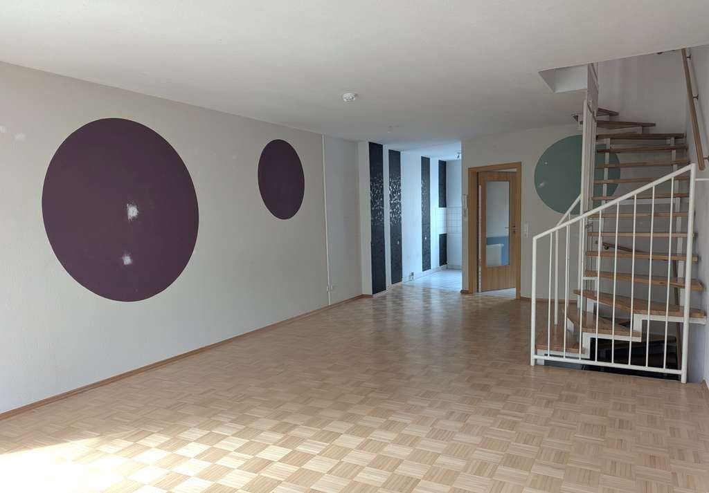 Immobilie in Hirschberg an der Bergstraße - Gemütliches Reihenhaus mit Balkon und Stellplatz! - Bild 3