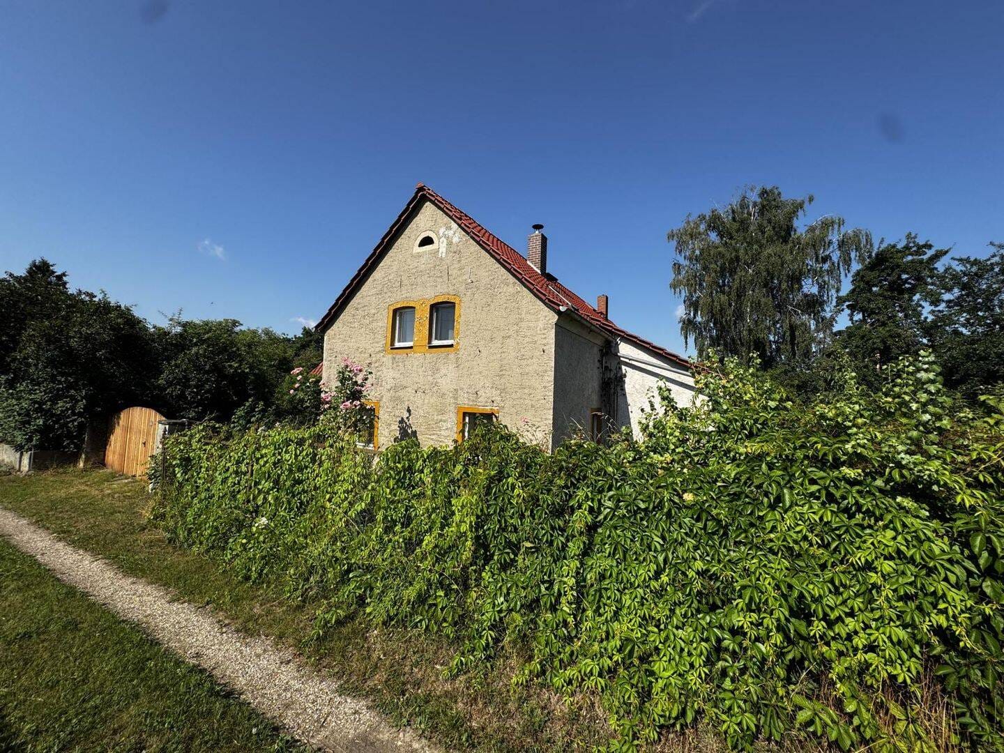 Immobilie in Liebschützberg - Landleben mit Charme: Hofanlage mit Wohnhaus und Scheune in Liebschütz - Bild 2