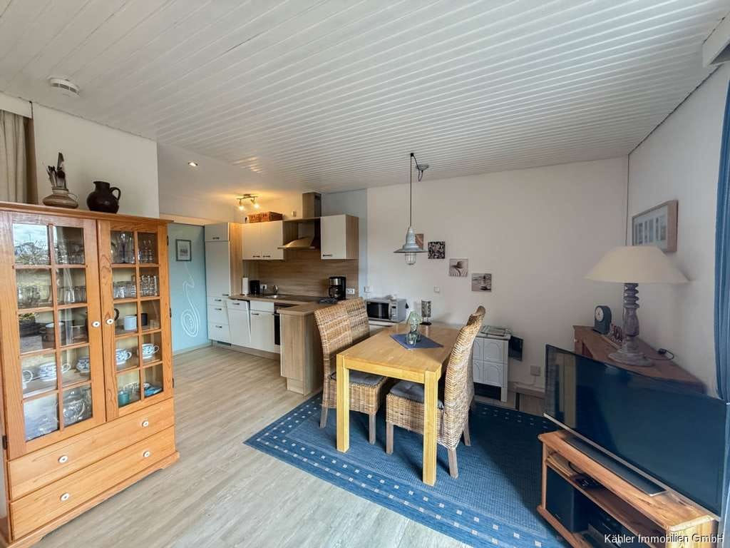 Immobilie in Büsumer Deichhausen - Sonnige 2-Zimmer-Wohnung mit großer Südterrasse in ruhiger Lage nahe Büsum - Bild 3