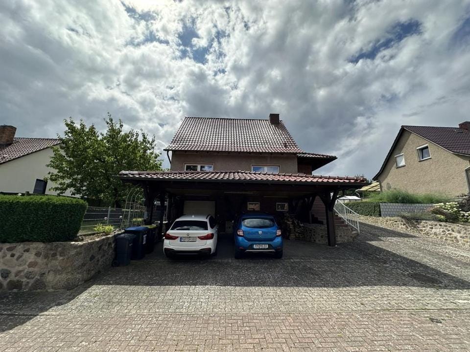Immobilie in Bollewick - Einfamilienhaus mit Südterrasse und Einliegerwohnung im idyllischen Wohngebiet unweit der Müritz (ca - Bild 0