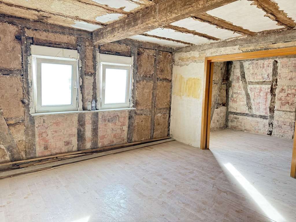 Immobilie in Roßdorf - SELTENE GELEGENHEIT ZUM GESTALTEN, WOHNEN, WOHLFÜHLEN 🏡 Ihr Zuhause mit Potenzial in Roßdorf! - Bild 1