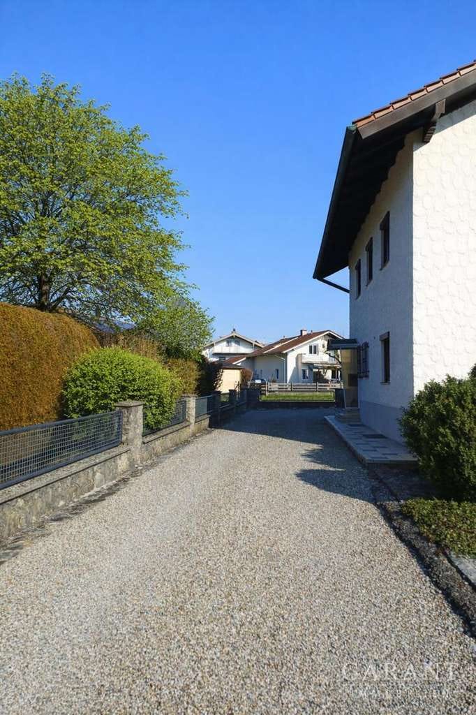 Immobilie in Altenmarkt an der Alz - Sonne, Platz und Möglichkeiten, Ihr neues Zuhause mit großem Garten - Bild 3