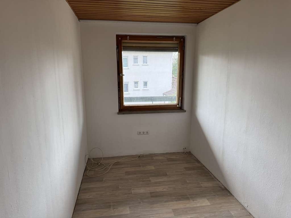 Immobilie in Neuenmarkt - 3-Zimmer-Wohnung in Neuenmarkt mit Potenzial für Eigennutzer und Kapitalanleger - Bild 4