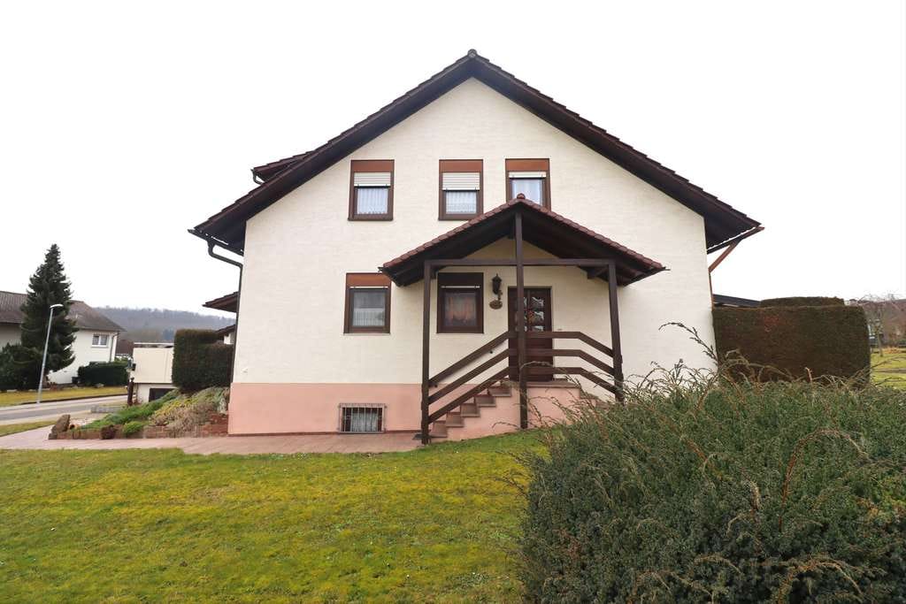 Immobilie in Kürnbach - Freistehend+ top gepflegt +Zweifamilienhaus mit 976 m² Grundstück - Bild 4