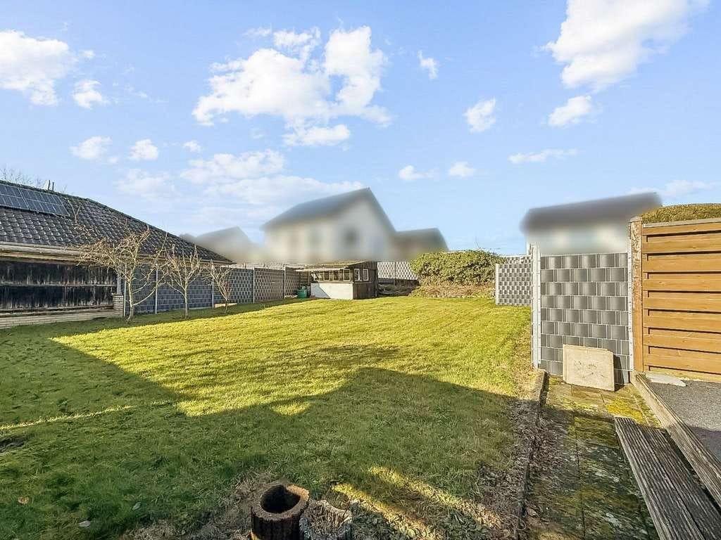 Immobilie in Wegberg - Viel Platz für die ganze Familie: Gepflegtes Zweifamilienhaus mit großem Garten in Wegberg-Arsbeck - Bild 2
