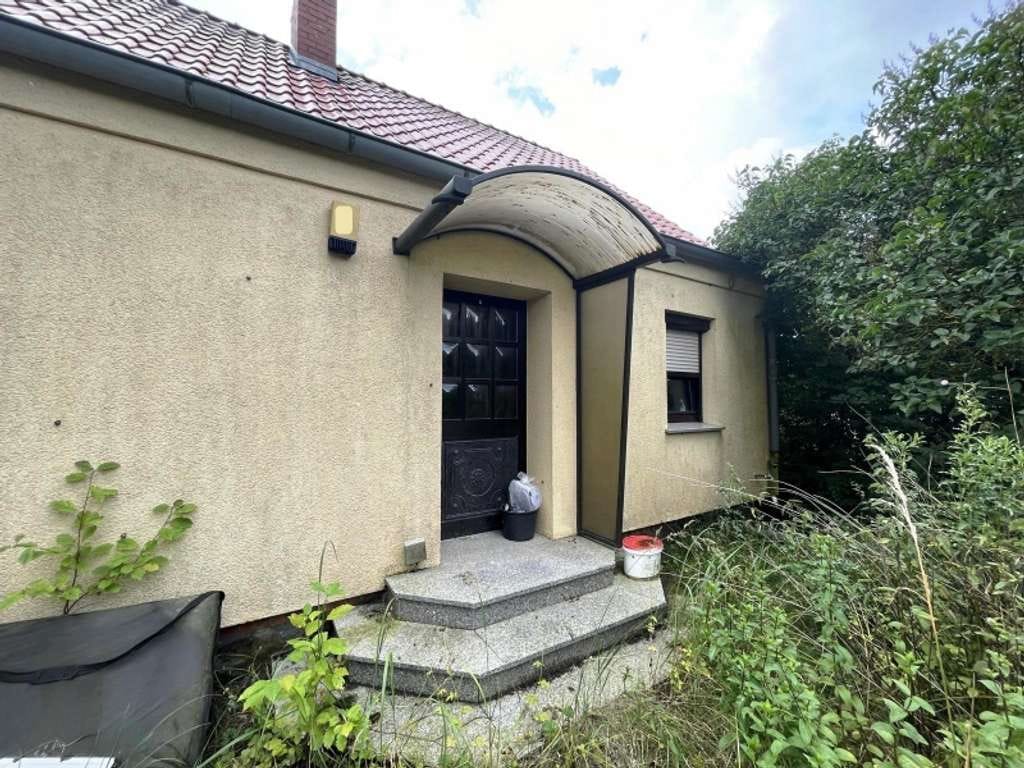 Immobilie in Bartow - ZWANGSVERSTEIGERUNG - Zügig verfügbar! Haus mit Garten in Bartow - Bild 2