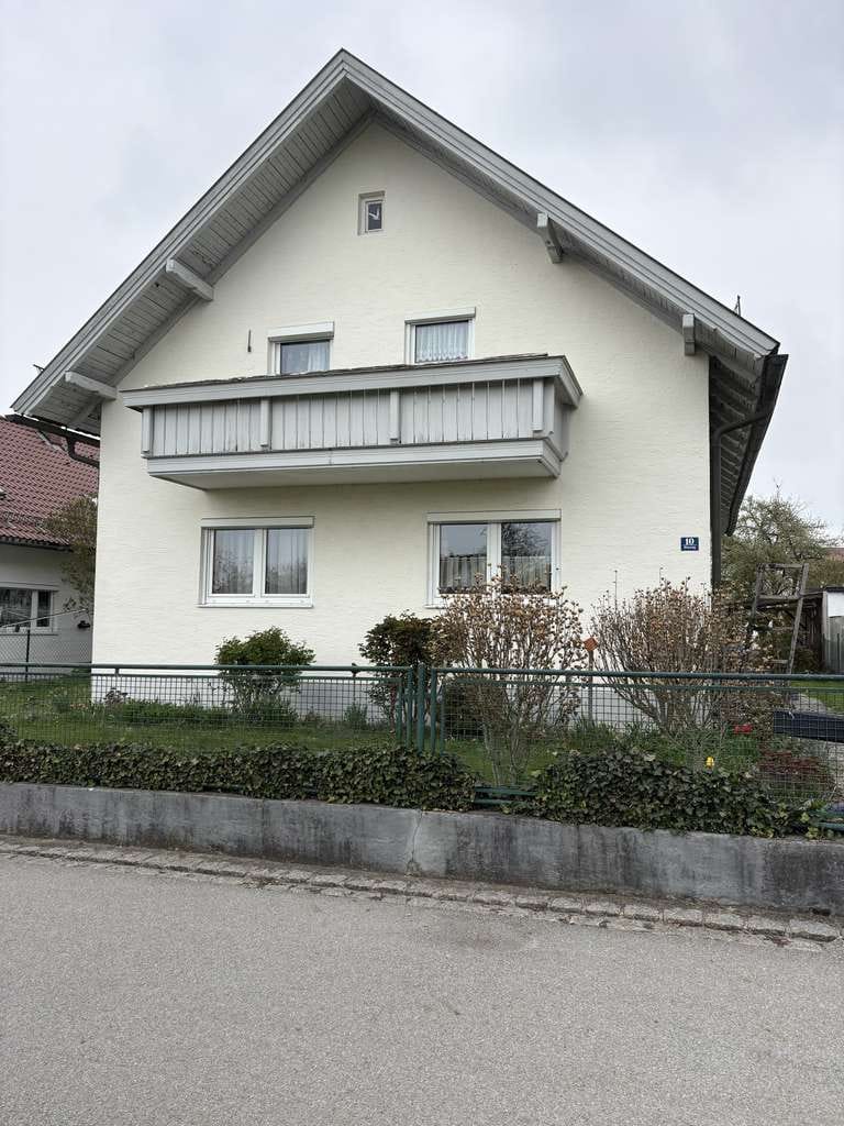 Immobilie in Hengersberg - Gepflegtes Ein-/Zweifamilienhaus 191 m², Doppelgarage in sonniger Siedlungslage - Bild 4