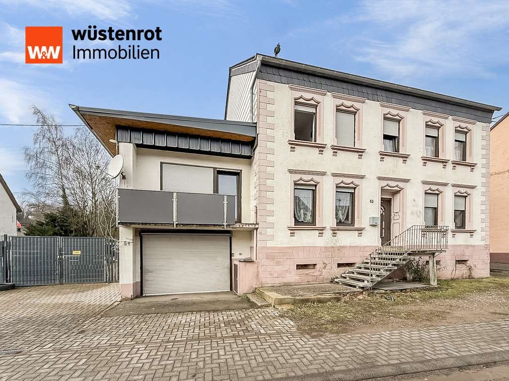 Immobilie in Lebach - Saniertes Einfamilienhaus mit Einliegerwohnung - Bild 0