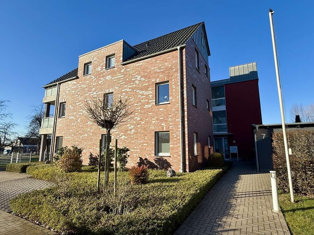 Immobilie in Nordkirchen - Hochwertige Eigentumswohnung mit Stellplatz und nachhaltigem Energiekonzept auf Erbpachtgrundstück - Bild 0