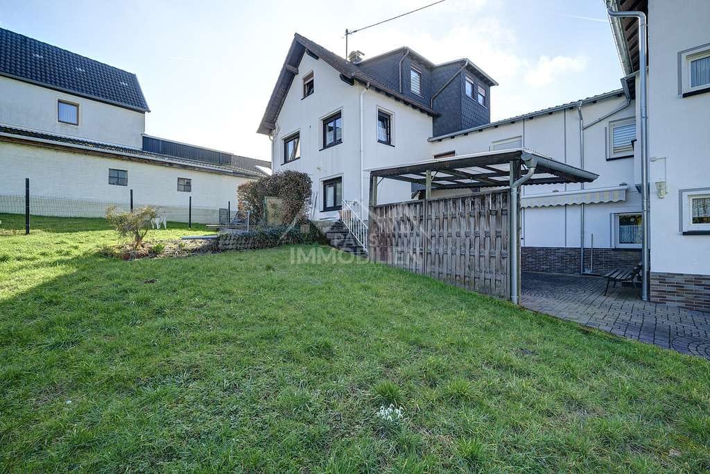 Immobilie in Dattenberg - Großzügige Doppelhaushälfte mit Balkon und Garage – ideal für Familien und Mehrgenerationenwohnen - Bild 0