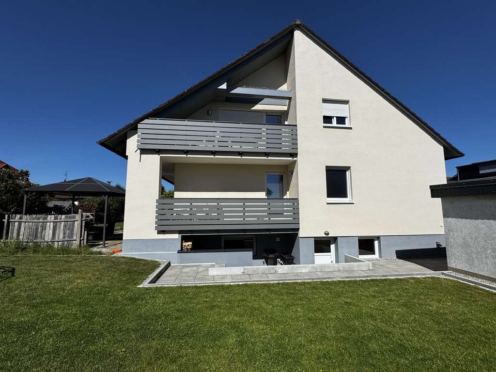 Immobilie in Hagenbüchach - Liebevoll saniertes Haus in Hagenbüchach mit 2 Wohneinheiten - eine wird frei u. eine ist vermietet - Bild 0