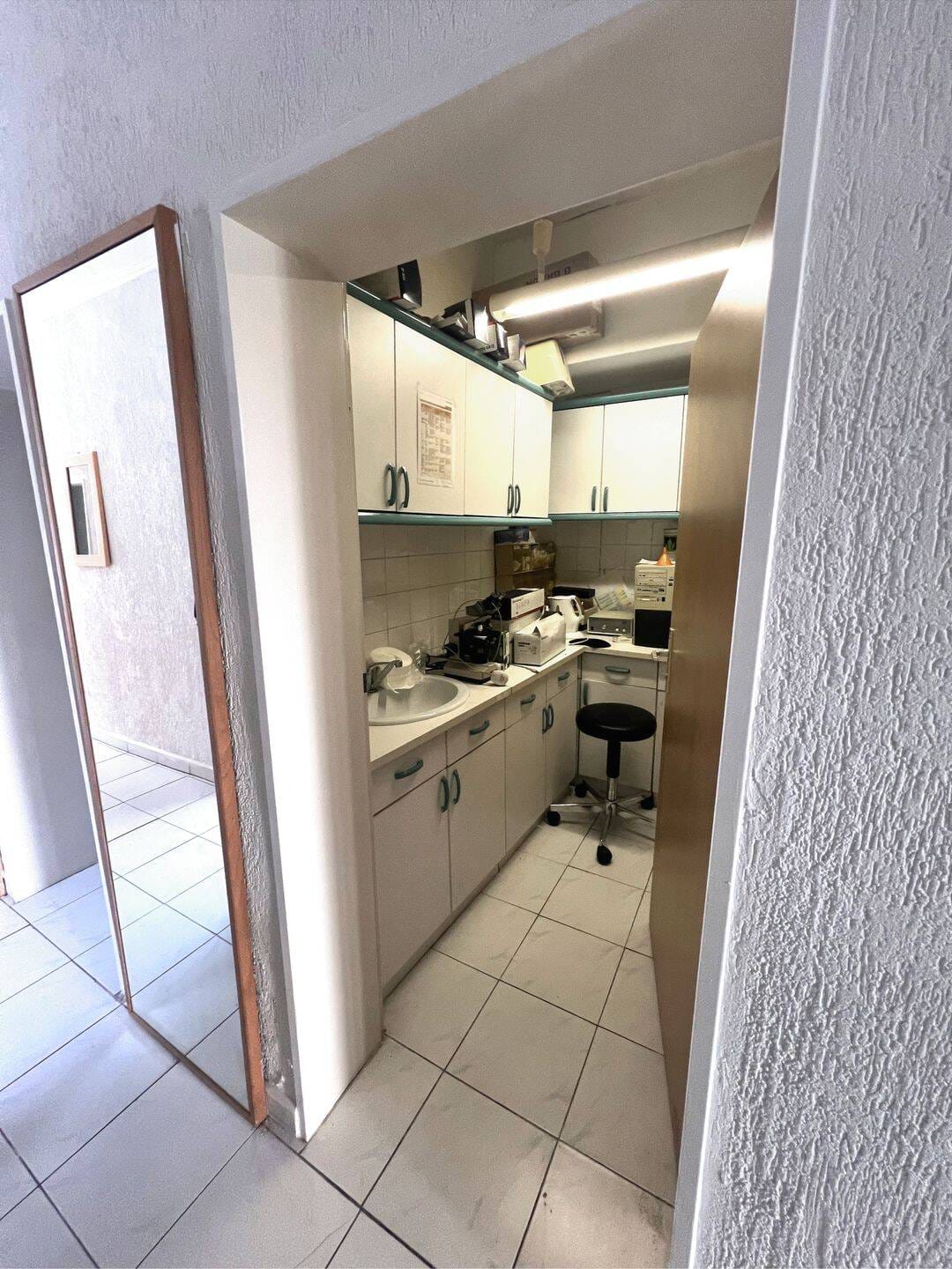 Immobilie in Brüggen - Historisches Stadthaus in bester Innenstadtlage von Brüggen - gestalten Sie Wohnen und Arbeiten neu - Bild 4