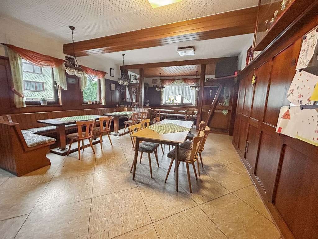 Immobilie in Schotten - Charmantes Einfamilienhaus mit historischem Fachwerk und großem Platzangebot in Schotten - Bild 3