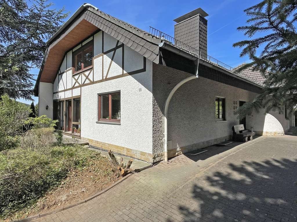 Immobilie in Tann - Ein Zuhause voller Möglichkeiten - entdecken Sie Ihr neues Traumhaus im idyllischen Tann! - Bild 2