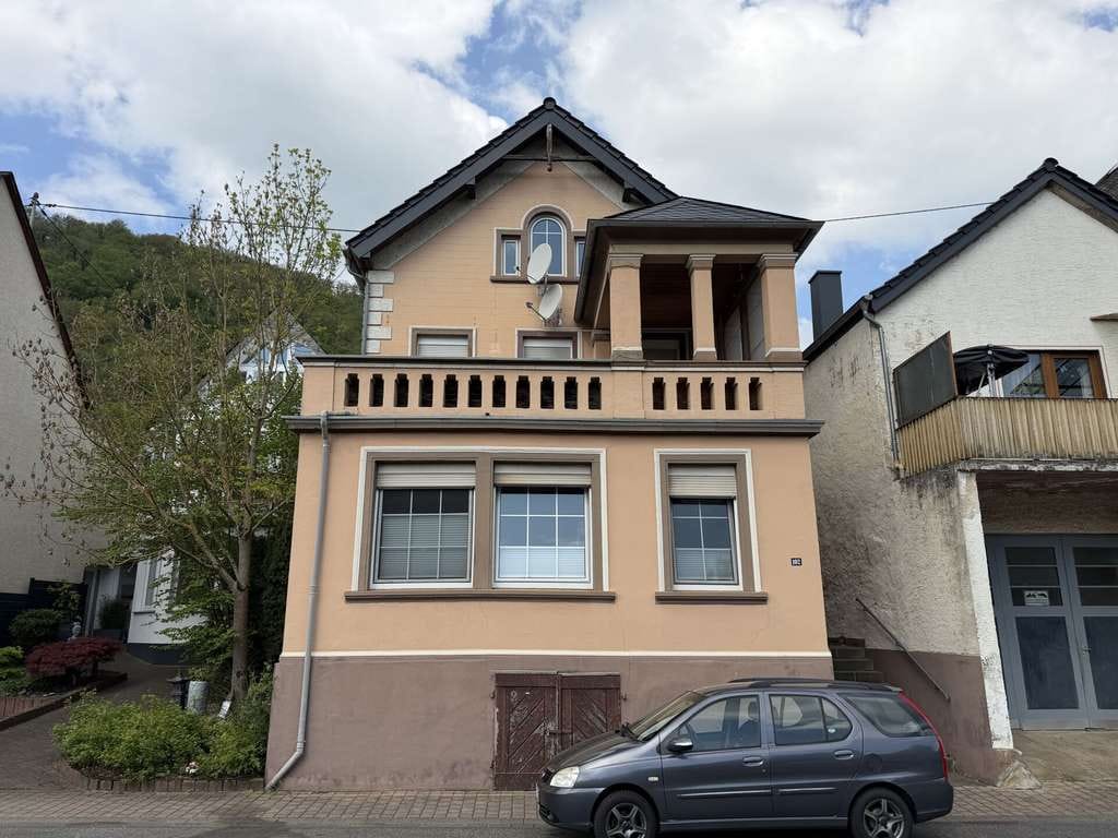 Immobilie in Treis-Karden - Zwei Einheiten, viele Möglichkeiten – solides Investment mit Perspektive in Treis-Karden - Bild 0