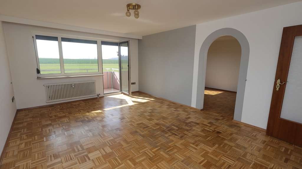 Immobilie in Eberdingen - Traumhafte Aussicht im Hirschpfad Eberdingen – 3-Zimmer mit Balkon & TG - Bild 1