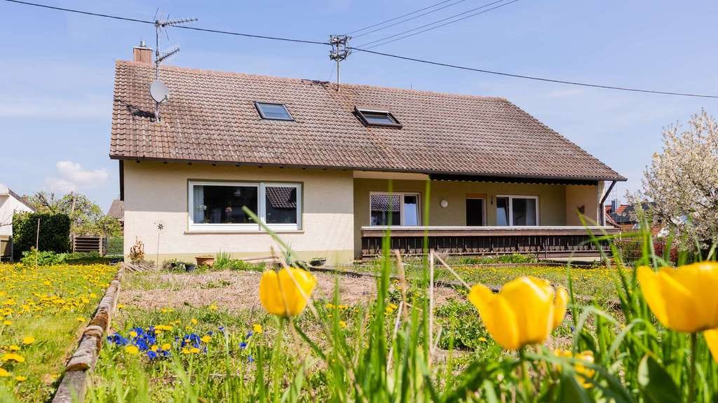 Immobilie in Fronreute - Sî | Potenzielles Mehrgenerationenhaus mit ca. 217 m² ausgebauter Fläche auf zwei Etagen - Bild 2