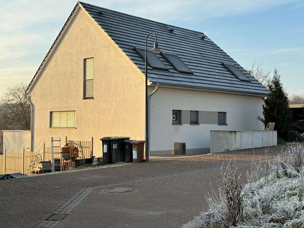 Immobilie in Engelstadt - Zweifamilienhaus in ruhiger Lage von Engelstadt - Bild 1