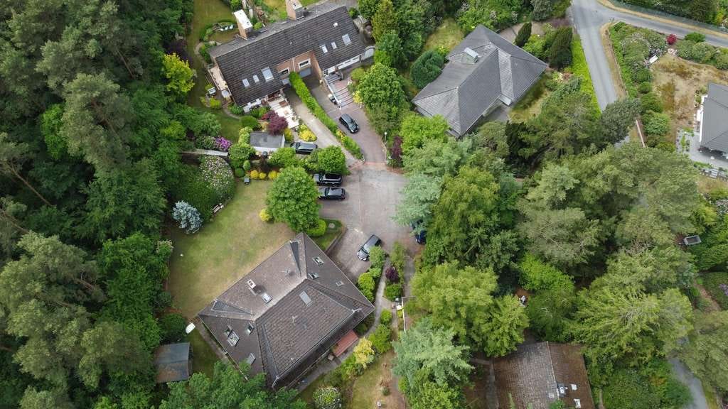 Immobilie in Stuhr - wunderschöne Doppelhaushälfte in Stuhr mit Sauna und Garage, trockener Keller - Bild 2