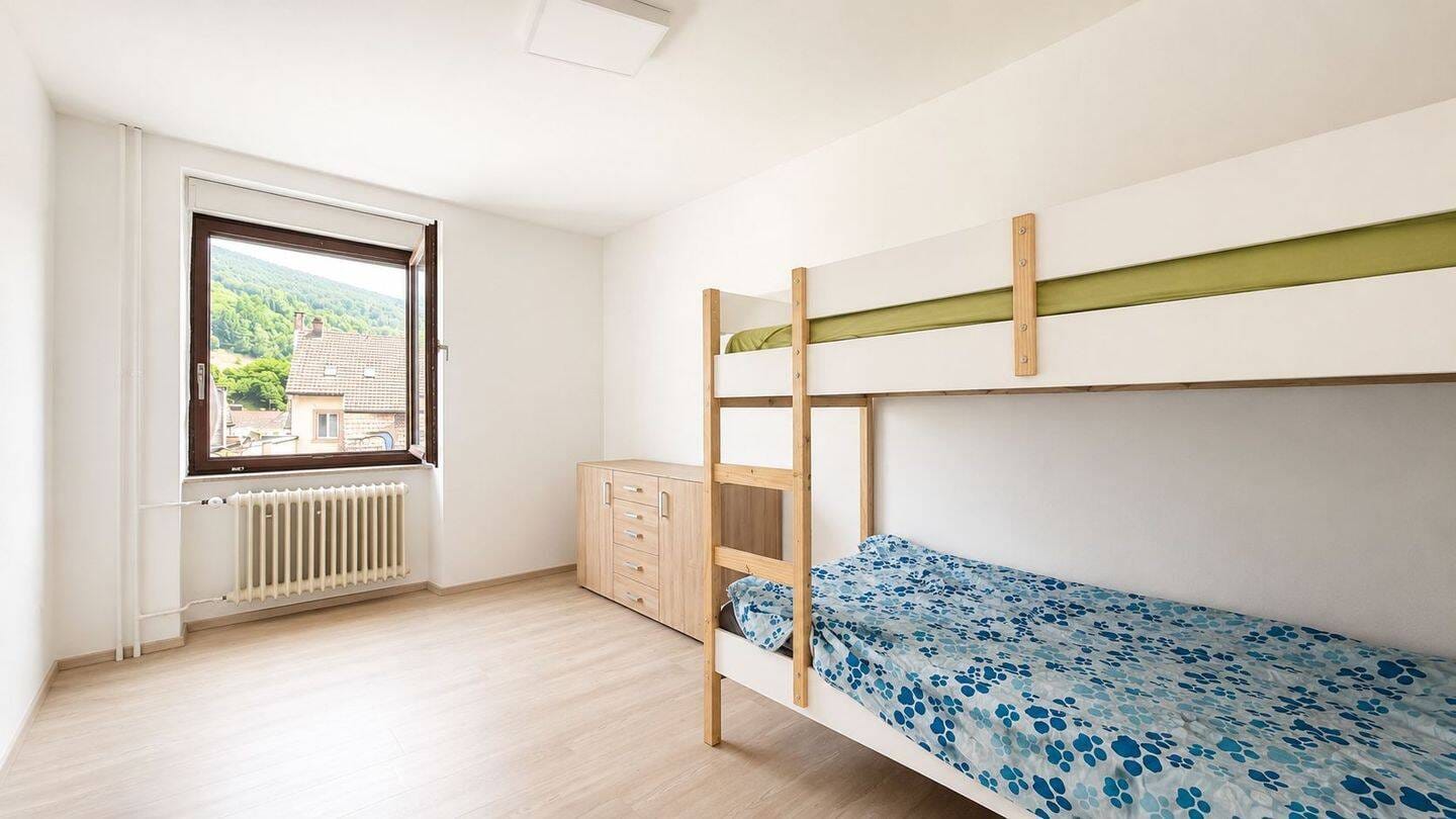 Immobilie in Zell im Wiesental - Kapitalanlage in Zell im Wiesental – Vermietete 3-Zimmer-Wohnung mit Stellplatz - Bild 3