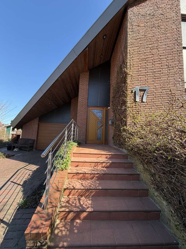 Immobilie in Nübbel - "SCHÖNER WOHNEN" in Eider und Kanalnähe in einem traumhaften Architektenhaus mit Wärmepumpe! - Bild 1