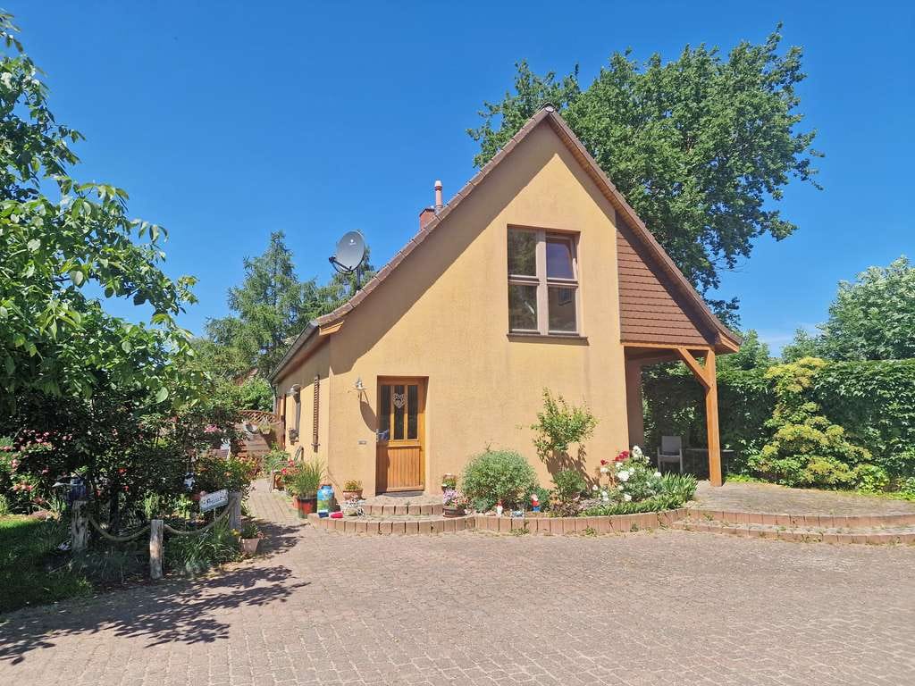 Immobilie in Mölschow - Einfamilienhaus mit Einliegerwohnung und großzügigem Grundstück mit großer Scheune in Mölschow - Bild 3