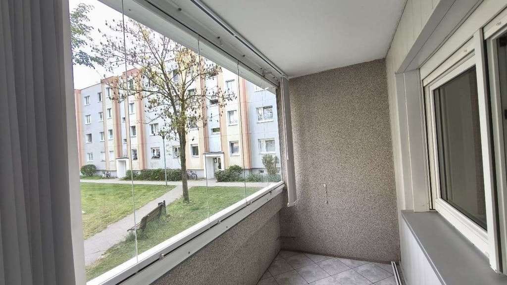 Immobilie in Rüdersdorf bei Berlin - Für Selbstnutzer oder Kapitalanleger: Bezugsfreie 3-Zi-Wohnung mit Balkon in grüner und ruhiger Lage - Bild 3