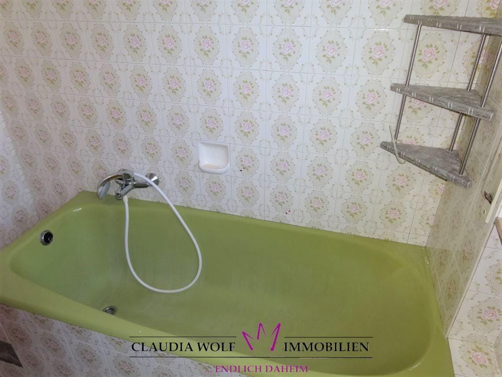 Immobilie in Schnelldorf - *** HANDWERKERHAUS MIT GROSSEN MÖGLICHKEITEN – 2-Familienhaus mit Ausbaumöglichkeit für 3. Wohnung in Schnelldorf *** - Bild 3